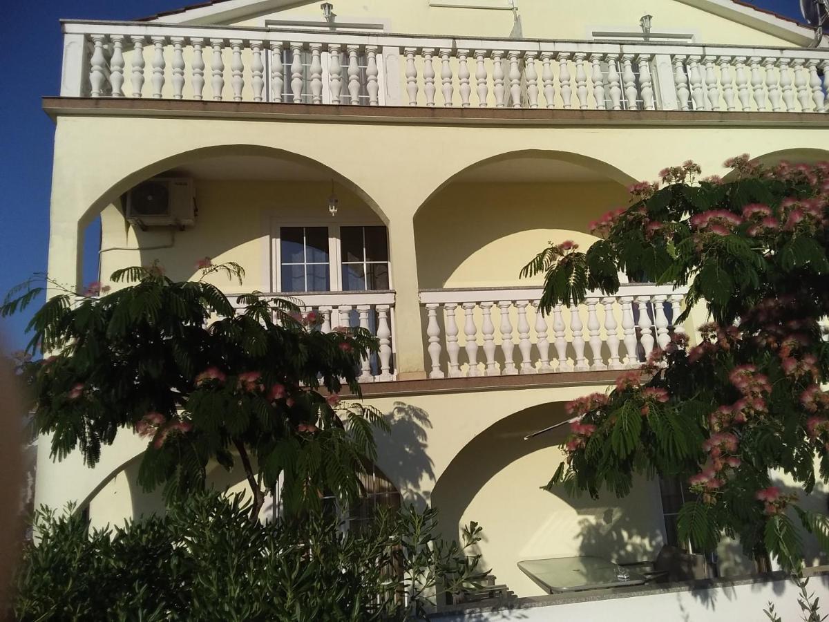 House Apartments Ariamare ポレッチ エクステリア 写真
