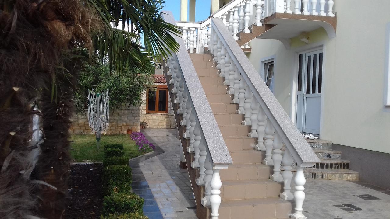 House Apartments Ariamare ポレッチ エクステリア 写真
